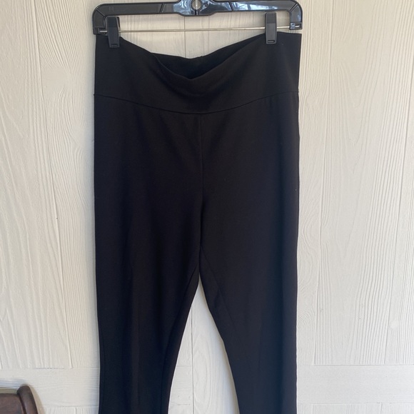 Seraphine maternity pants size medium - Picture 3 of 4